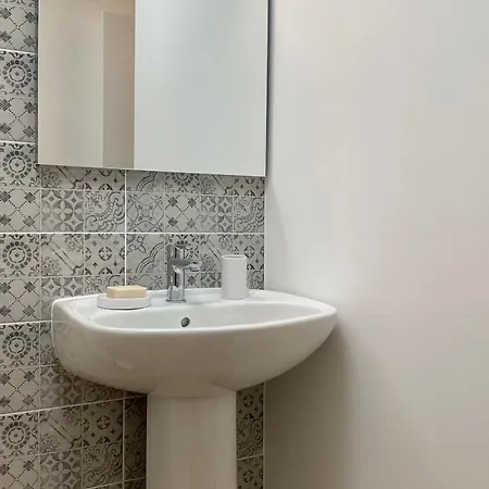 Maison De Spacieuse Pres De La Foret, Avec Jardin, Cheminee, Wifi, Et Equipements De Loisirs. - Fr-1-306-1223