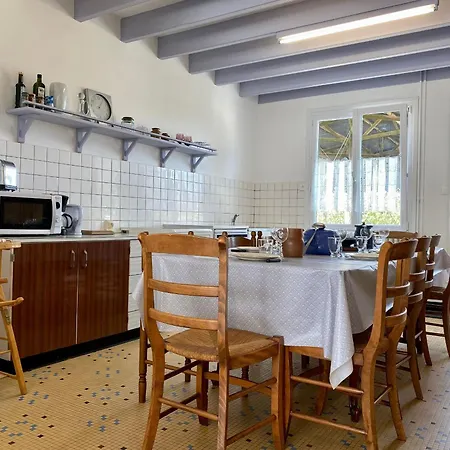 Maison De Spacieuse Pres De La Foret, Avec Jardin, Cheminee, Wifi, Et Equipements De Loisirs. - Fr-1-306-1223